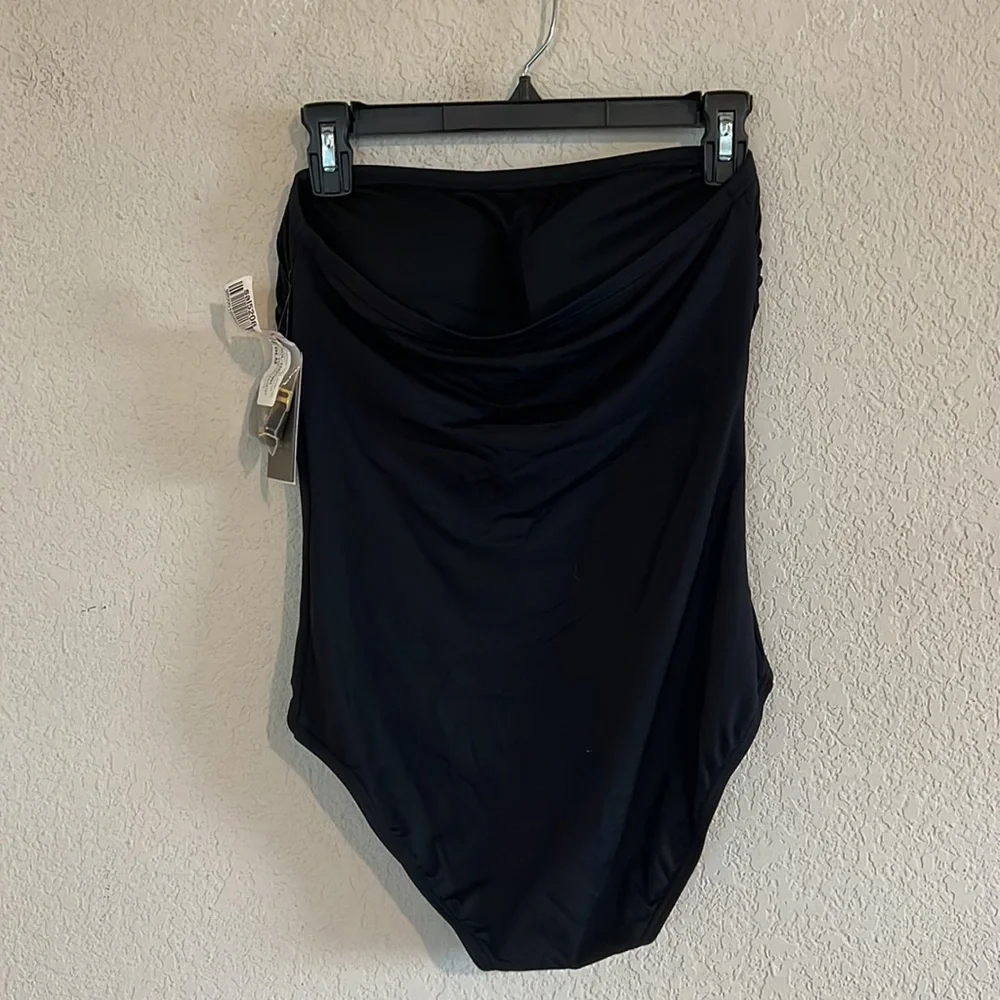 Vince CAMUTO
Bandeau Ring Wrap One Piece Swimsuit In Deep - Picture 5 of 8